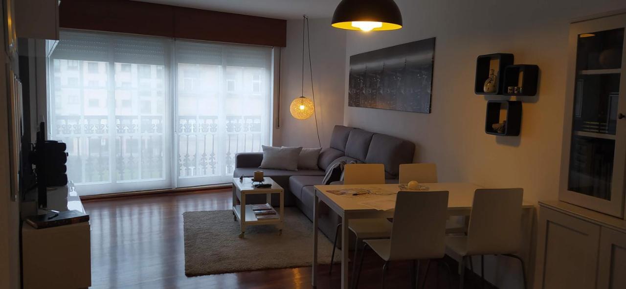 Moderno Y Luminoso 2 Dormitorios Con Todas Las Comodidades En Pontevedra Ciudad Luaran gambar