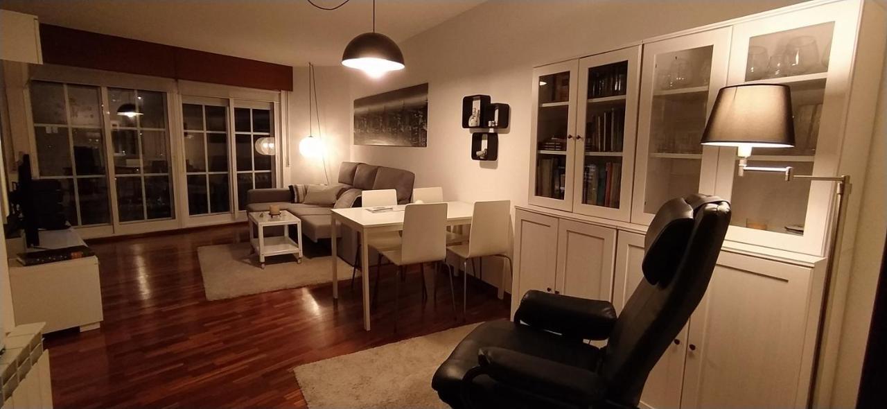 Moderno Y Luminoso 2 Dormitorios Con Todas Las Comodidades En Pontevedra Ciudad Luaran gambar