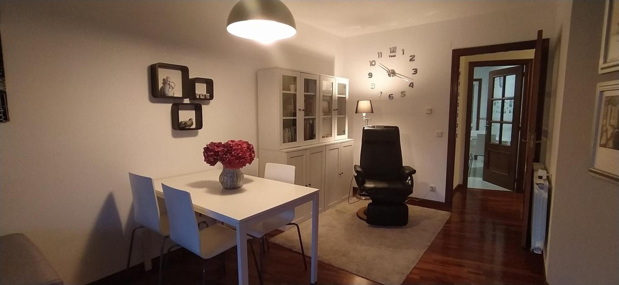 Moderno Y Luminoso 2 Dormitorios Con Todas Las Comodidades En Pontevedra Ciudad Luaran gambar